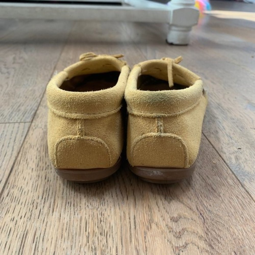 Minnetonka Yellow Moccasins - Picture 4 of 5